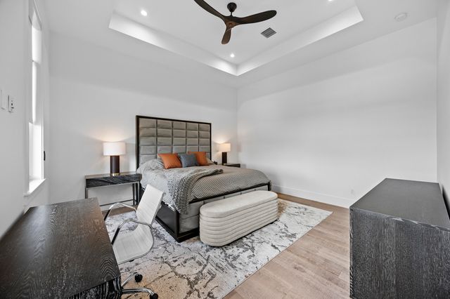 736 Lagoon Drive, North Palm Beach, FL 33408