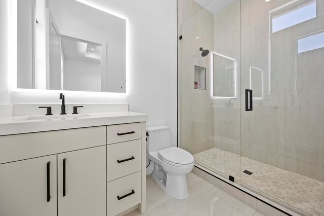 736 Lagoon Drive, North Palm Beach, FL 33408