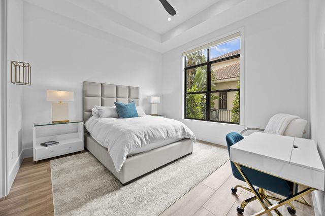 736 Lagoon Drive, North Palm Beach, FL 33408