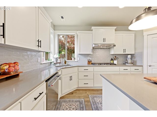 15312 Ne 108TH Way, Vancouver, WA 98682
