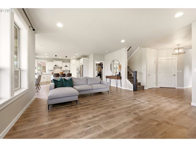 15312 Ne 108TH Way, Vancouver, WA 98682