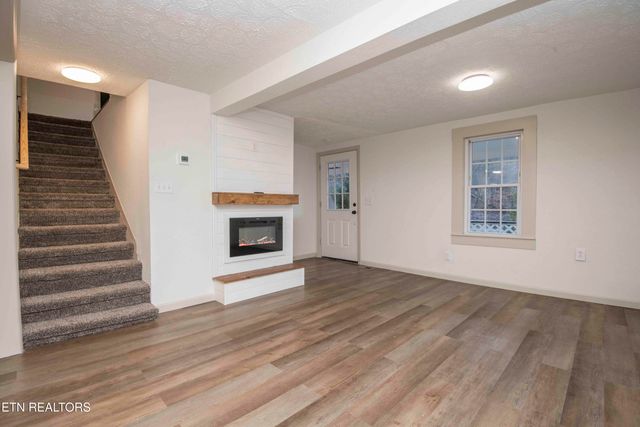 299 Big Mountain Hollow Rd, Oliver Springs, TN 37840