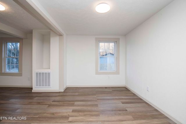 299 Big Mountain Hollow Rd, Oliver Springs, TN 37840