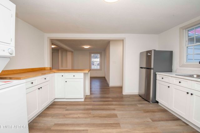 299 Big Mountain Hollow Rd, Oliver Springs, TN 37840