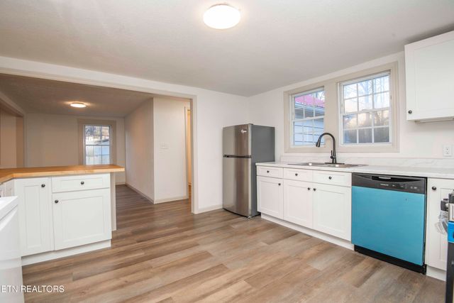 299 Big Mountain Hollow Rd, Oliver Springs, TN 37840