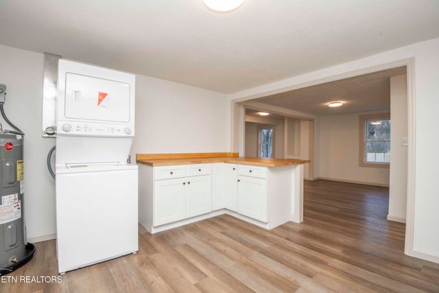 299 Big Mountain Hollow Rd, Oliver Springs, TN 37840