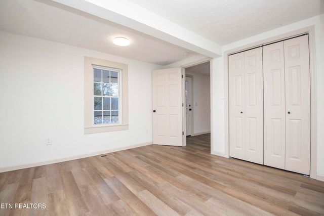 299 Big Mountain Hollow Rd, Oliver Springs, TN 37840