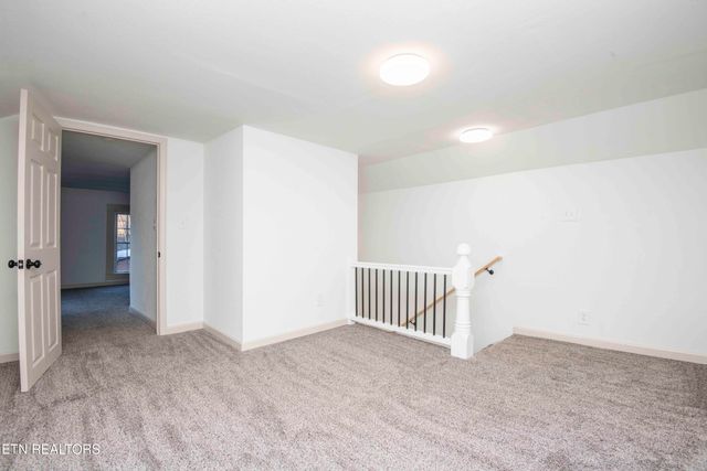 299 Big Mountain Hollow Rd, Oliver Springs, TN 37840