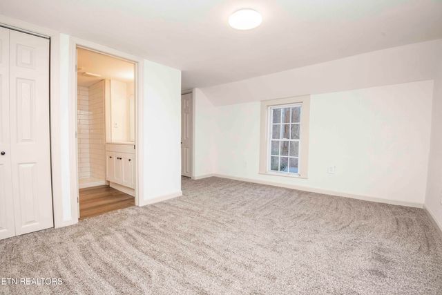 299 Big Mountain Hollow Rd, Oliver Springs, TN 37840