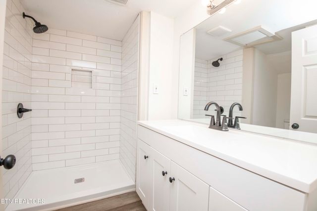 299 Big Mountain Hollow Rd, Oliver Springs, TN 37840