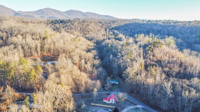 299 Big Mountain Hollow Rd, Oliver Springs, TN 37840