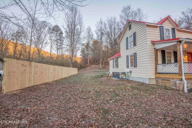 299 Big Mountain Hollow Rd, Oliver Springs, TN 37840