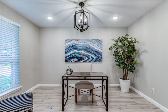 7709 El Pensador Drive, Dallas, TX 75248