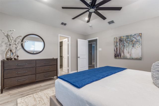 7709 El Pensador Drive, Dallas, TX 75248