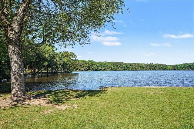 210 Amelia Lane, Peachtree City, GA 30269