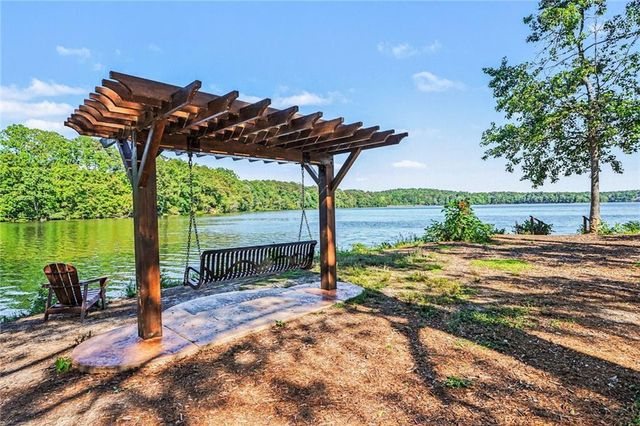 210 Amelia Lane, Peachtree City, GA 30269