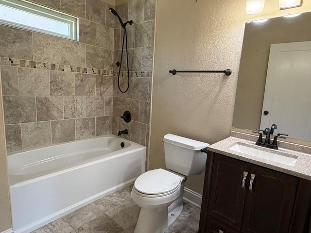 2947 Garfield Avenue, Kansas City, MO 64109