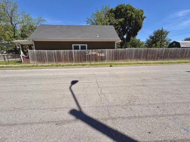2947 Garfield Avenue, Kansas City, MO 64109