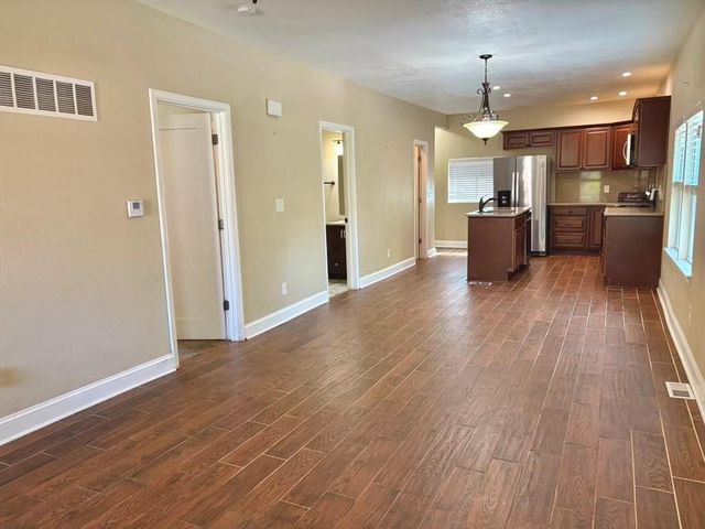 2947 Garfield Avenue, Kansas City, MO 64109