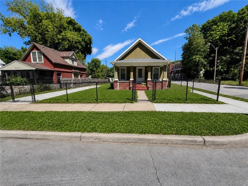 2947 Garfield Avenue, Kansas City, MO 64109