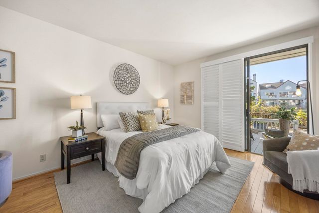 3009 Triumph Dr, Alameda, CA 94501