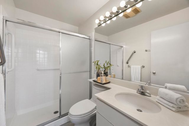 3009 Triumph Dr, Alameda, CA 94501