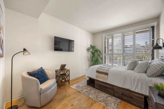 3009 Triumph Dr, Alameda, CA 94501