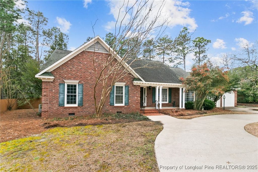 2090 Hidden Forge Drive, Fayetteville, NC 28304