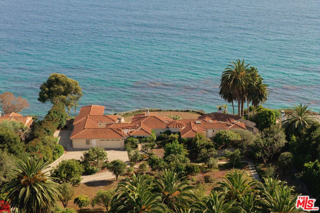 Image 1 of property listing at 4121 Creciente Drive, Santa Barbara, CA 93110