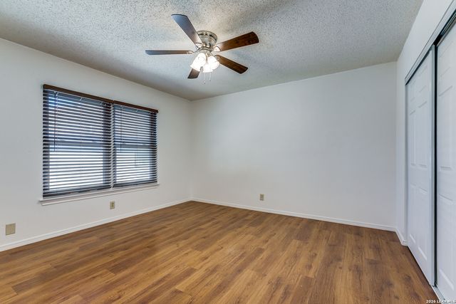 9507 Shadowbrook, San Antonio, TX 78254