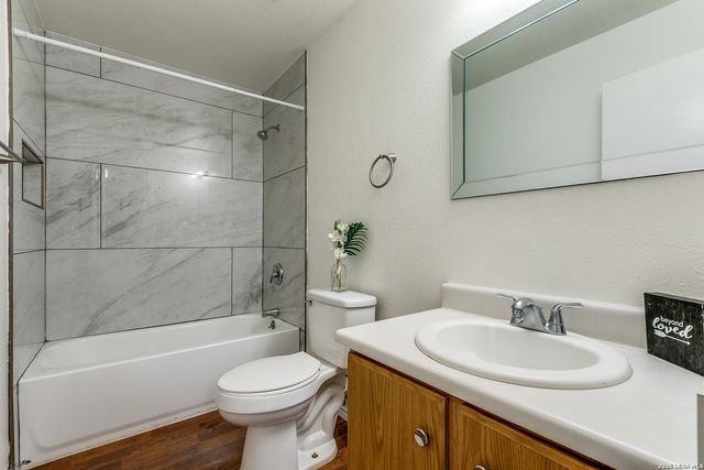 9507 Shadowbrook, San Antonio, TX 78254