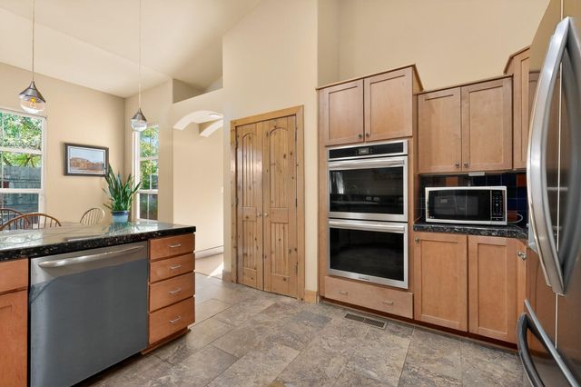 1630 Rancho Guadalupe Trail NW, Albuquerque, NM 87107