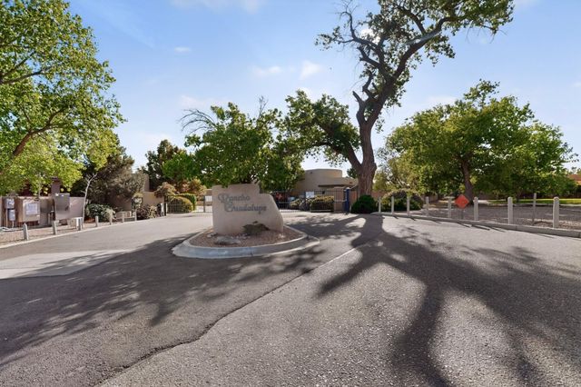 1630 Rancho Guadalupe Trail NW, Albuquerque, NM 87107
