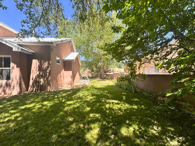 1630 Rancho Guadalupe Trail NW, Albuquerque, NM 87107