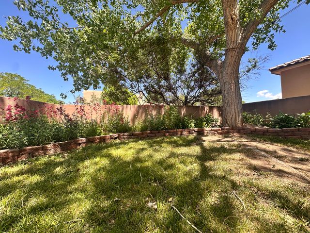 1630 Rancho Guadalupe Trail NW, Albuquerque, NM 87107