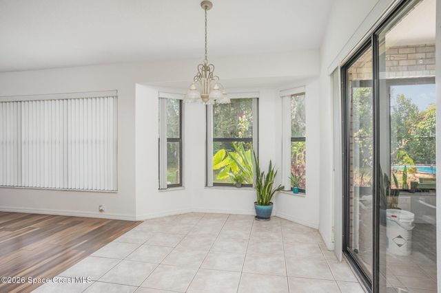 1356 Canary Drive, Deland, FL 32720