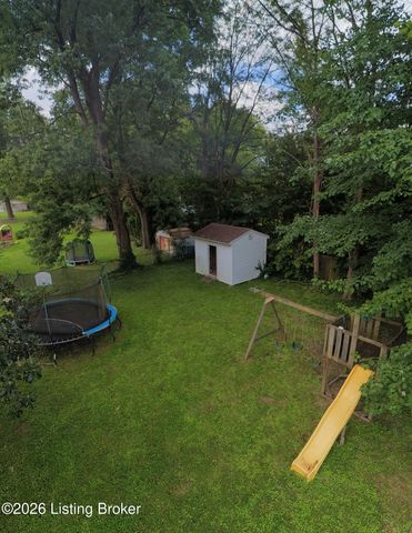 7909 Nottoway Cir, Louisville, KY 40214