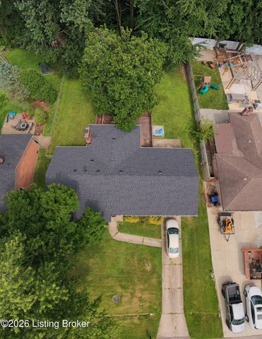 7909 Nottoway Cir, Louisville, KY 40214