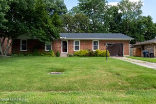 7909 Nottoway Cir, Louisville, KY 40214