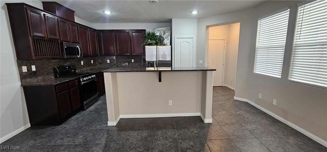 6255 West Arby Avenue 255, Las Vegas, NV 89118