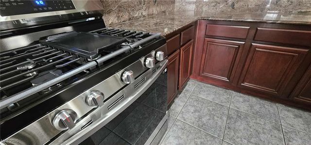 6255 West Arby Avenue 255, Las Vegas, NV 89118