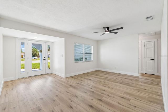 1101 54TH AVENUE S, St Petersburg, FL 33705