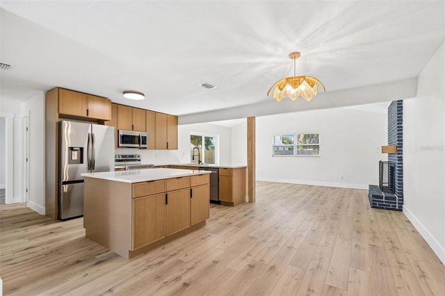 1101 54TH AVENUE S, St Petersburg, FL 33705