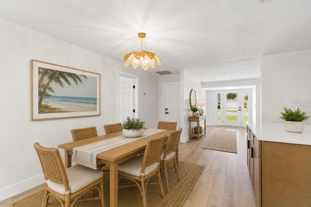 1101 54TH AVENUE S, St Petersburg, FL 33705