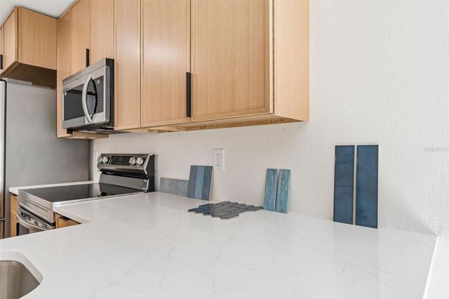 1101 54TH AVENUE S, St Petersburg, FL 33705