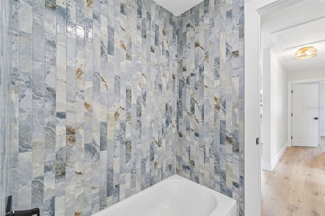 1101 54TH AVENUE S, St Petersburg, FL 33705