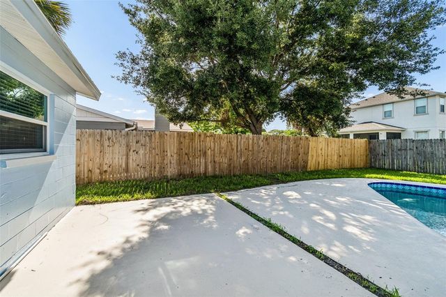 1101 54TH AVENUE S, St Petersburg, FL 33705