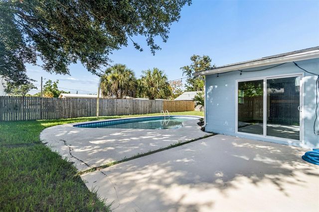 1101 54TH AVENUE S, St Petersburg, FL 33705