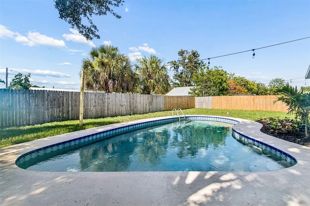 1101 54TH AVENUE S, St Petersburg, FL 33705