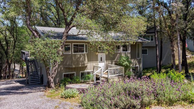 20755 Chaparral Cir, Penn Valley, CA 95946